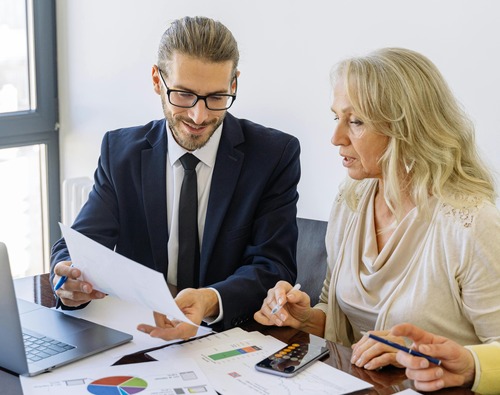 Financial Consultant